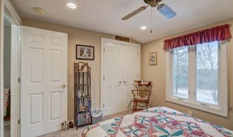 7422 Loy Rd, Arena, WI 53503