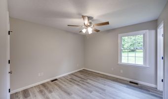 138 Springhill Dr, Bardstown, KY 40004