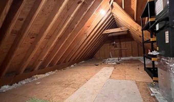 302 Brookside Dr, Algood, TN 38506