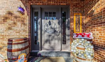 6115 Terri Lynn Dr, Affton, MO 63123