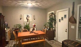 31 Anthony St, Coventry, RI 02816