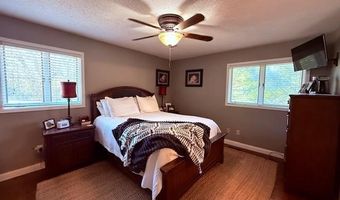 50 Whippoorwill Ln, Batesville, AR 72501