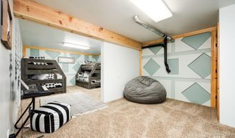 10390 Gamann Dr, Cascade, ID 83611