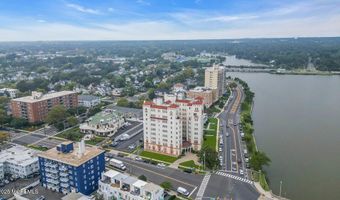 400 Deal Lake Dr 4G, Asbury Park, NJ 07712