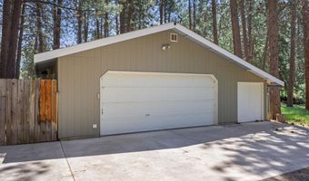 19383 Seminole Cir, Bend, OR 97702