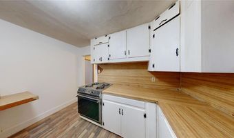 204 NE 10th Ave, Ardmore, OK 73401