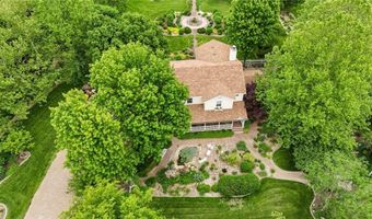 618 E 1714 Rd, Baldwin City, KS 66006
