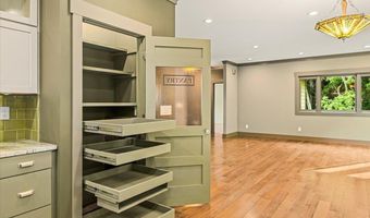 375 Middle Creek Rd, Afton, TN 37616