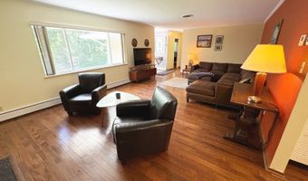 7 Cable Ln, Athens, OH 45701