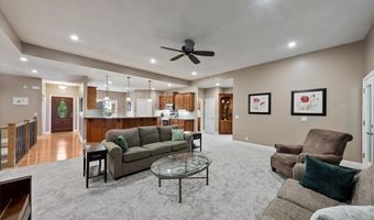 6989 141st St, Basehor, KS 66007