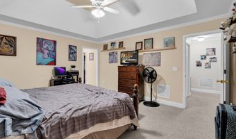 905 Daisy Ln, Athens, GA 30605