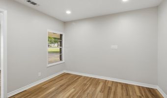 150 West St, Alto, TX 75925