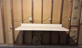 3408 Harcourt Dr, Ames, IA 50014