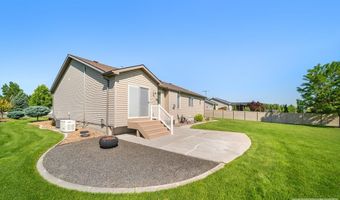 5577 Cottontree Ln, Ammon, ID 83406