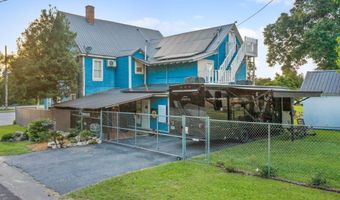 1748 Georgia St, Alford, FL 32420