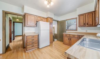 1615 N APPLETON St, Appleton, WI 54911