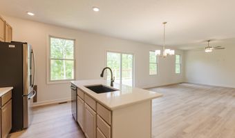 13 Red Oak Dr, Bedford, IN 47421