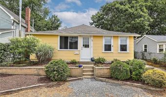 59 Booth Ave, East Providence, RI 02915