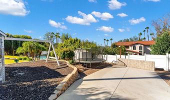 3045 Mary Ln, Escondido, CA 92025