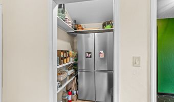 220 Nutley St, Ashland, OR 97520
