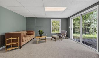 33 Taywood Rd, Auburn, ME 04210