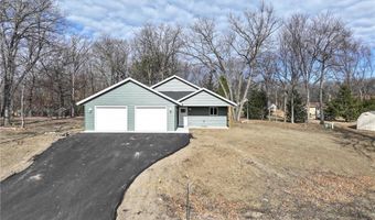 1142 Thomas Dr NE, Alexandria, MN 56308