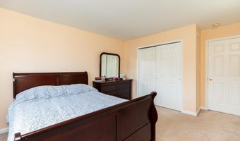 6 DUNLEARY Dr, Bear, DE 19701