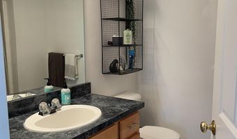 1085 Joyce Ln, Ann Arbor, MI 48103
