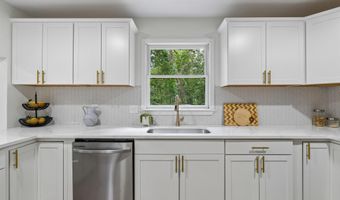 112 WHITECAP Cir, Alabaster, AL 35007