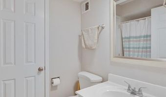 164 Burtonwood Dr, Ballwin, MO 63011