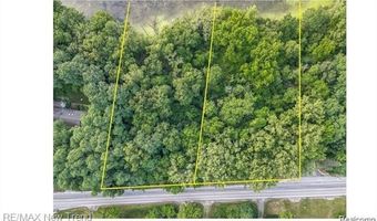 6100 PONTIAC Trl, West Bloomfield, MI 48323