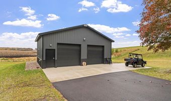 74500 240th St, Albert Lea, MN 56007
