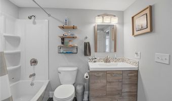 252 Wolf Rock Rd, Exeter, RI 02822
