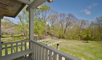 7 Old Depot Rd, Chester, CT 06412