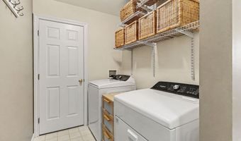 1044 Bicentennial Pkwy, Ann Arbor, MI 48108