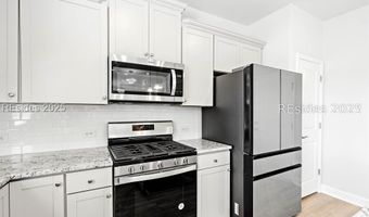 1236 Windswept Oak Ln, Beaufort, SC 29902