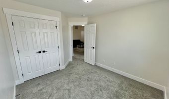 1719 Opal Dr, Elko, NV 89801
