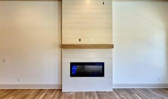26399 Old Town Dr, Athens, AL 35613