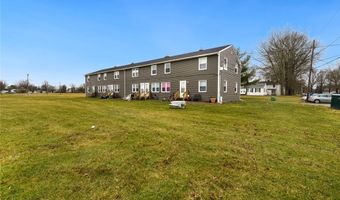 9584 Greenmeadow Rd, Windham, OH 44288