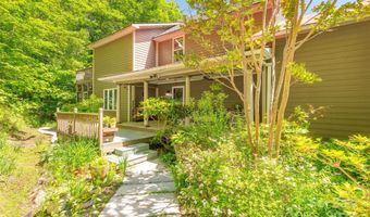 14 Shelton Branch Rd, Barnardsville, NC 28709