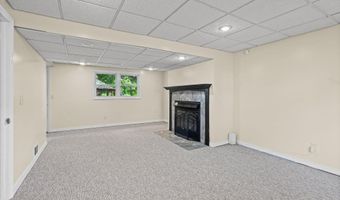 22 Collegeview Dr, Albany, NY 12211