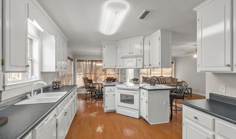 683 Calhoun Dr, Abbeville, AL 36310