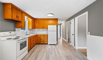 47 Shady Lea Rd, North Kingstown, RI 02852
