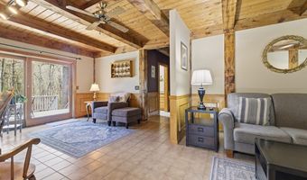 22 Country Ln, Berkley, MA 02779