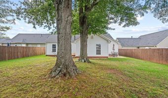739 Running Creek Ln, Boiling Springs, SC 29316