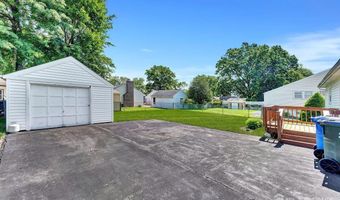 22 Berkshire St, Avenel, NJ 07001