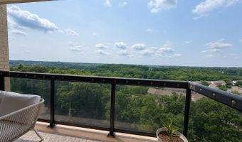 307 YOAKUM Pkwy 1404, Alexandria, VA 22304