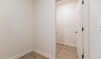 3644 Red Arroyo Dr, Alamogordo, NM 88310