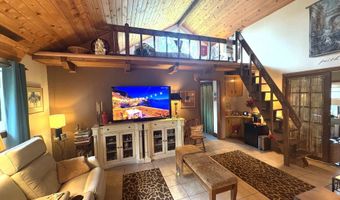 850 Gambier Dr, Alford, FL 32420