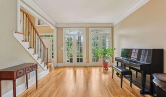 725 High Hampton Run, Alpharetta, GA 30022